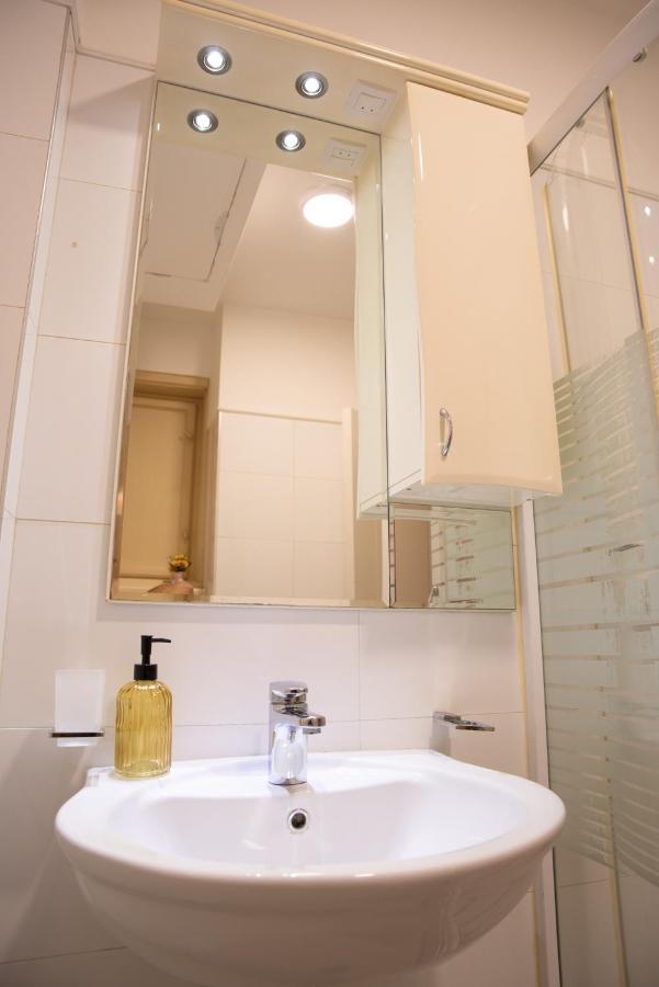 Apartamento Sweet House Republic Belgrado Exterior foto